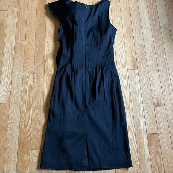 Le Chateau Black Dress. Lined. Medium. Zipper back. - Picture 6 of 9